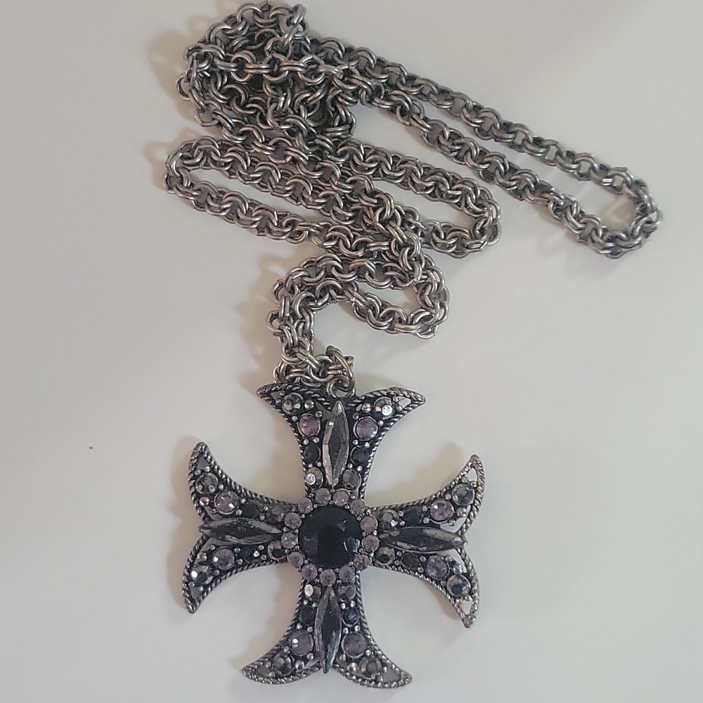 Vintage Silver Tone Rhinestone Maltese Cross Pendant Necklace 24 in Goth 90s